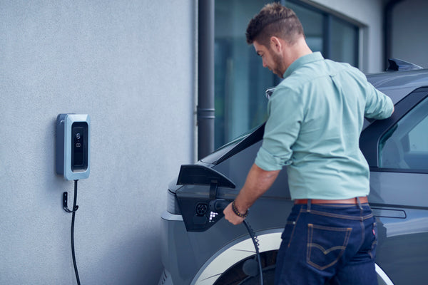 INDRA SMART LUX: 7.4kW | TETHERED | 6M OR 10M