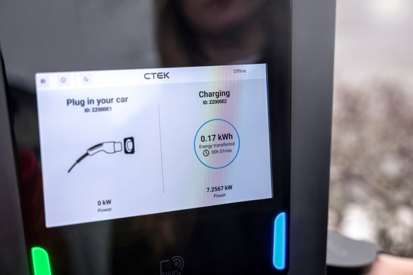 CTEK CHARGESTORM CONNECTED 3i: SOCKET | TYPE 2 | 22kW | DISPLAY